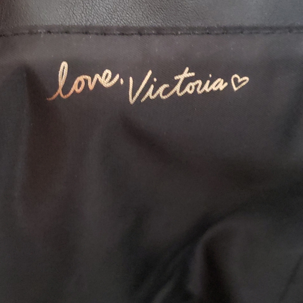 Victoria Secret Tote - Picture 6 of 8